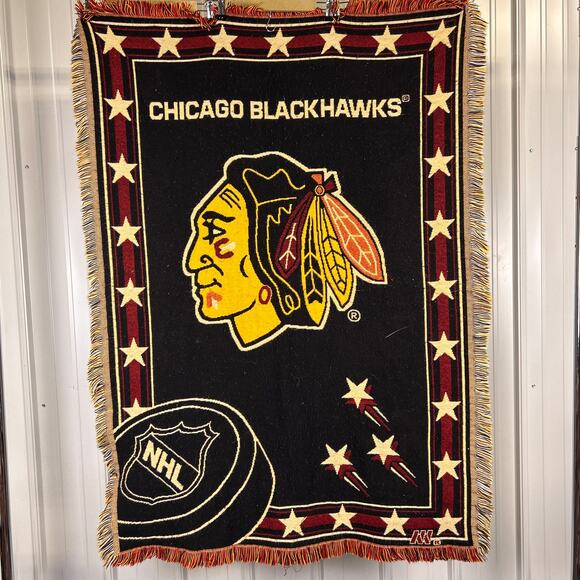 Chicago Blackhawks NHL Vintage The Northwest Company Throw Blanket Tapestry - Picture 1 of 6